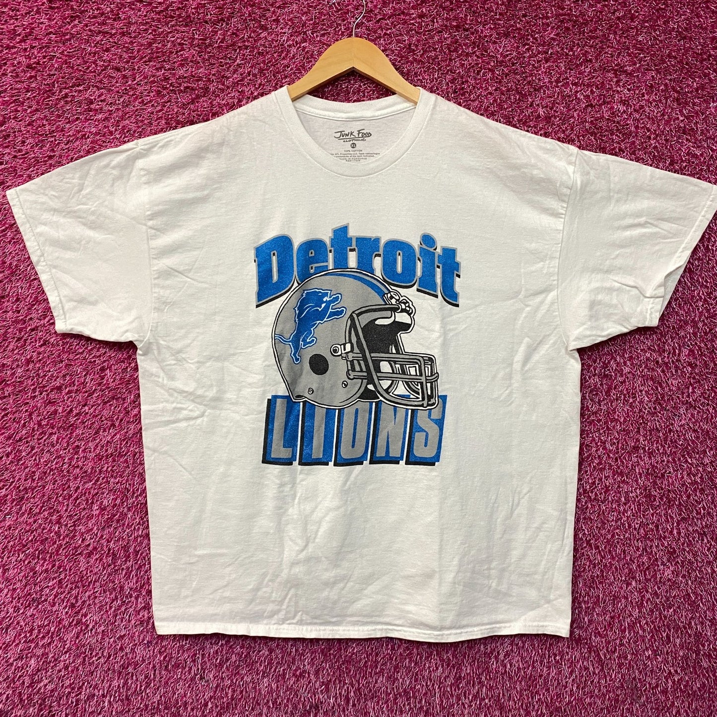 Junk Food Clothing NFL Detroit Lions Throwback Helmet Logo T-Shirt XL