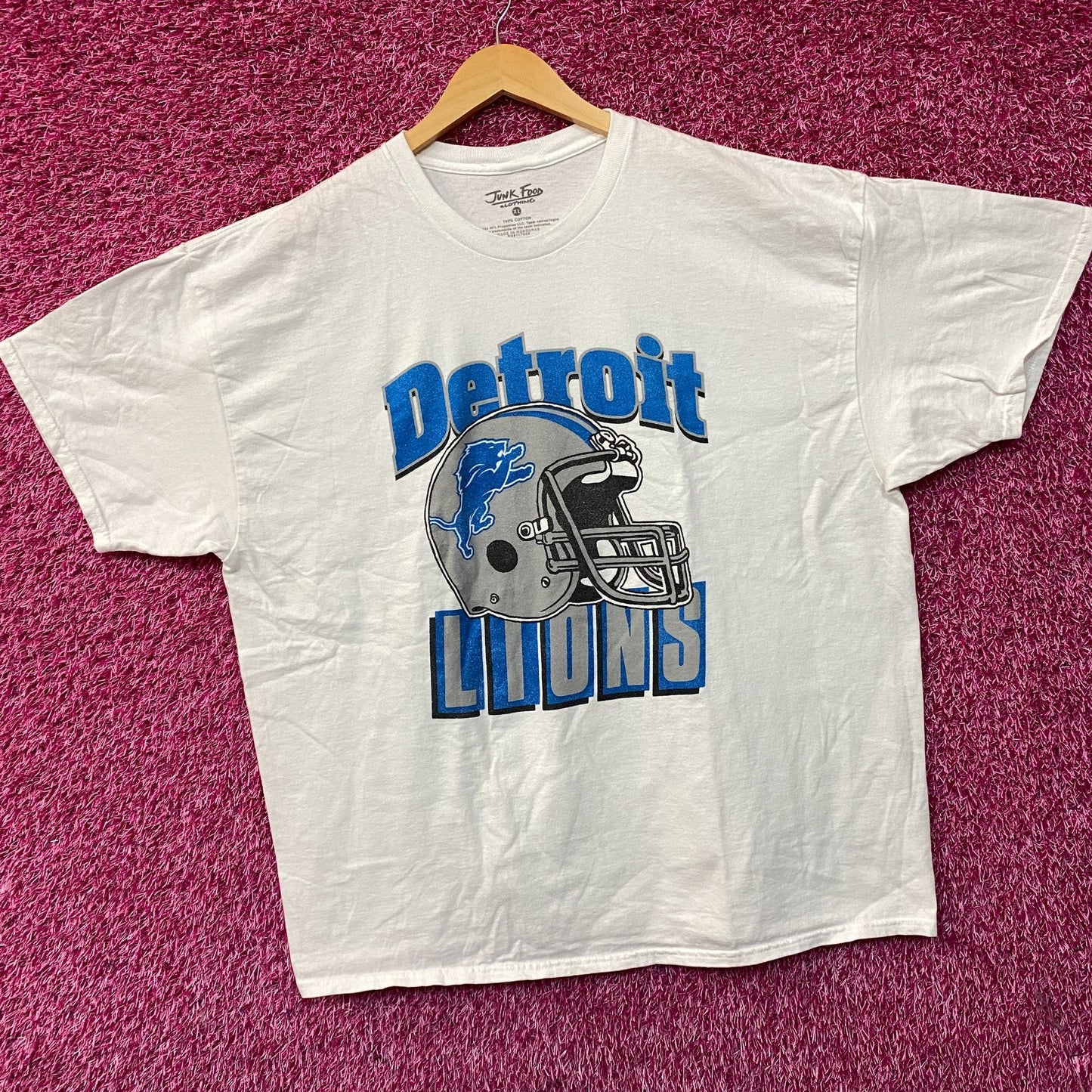 Junk Food Clothing NFL Detroit Lions Throwback Helmet Logo T-Shirt XL