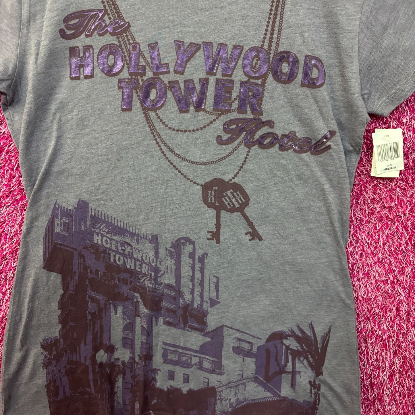 Disneyland the Hollywood tower hotel women’s tshirt size Medium