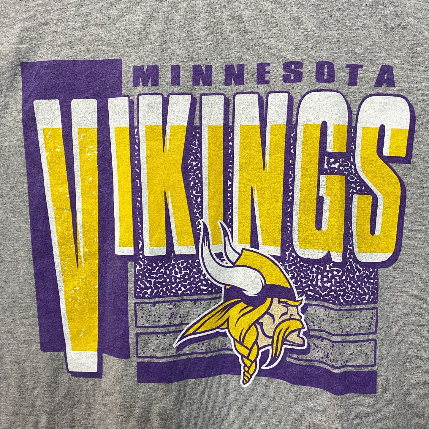 Junk Food NFL Minnesota Vikings Logo Complete T-Shirt Small