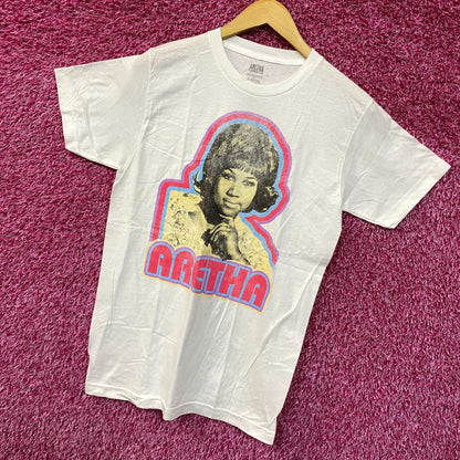 Aretha Franklin Groovy Concert Poster Queen of Soul Tee S