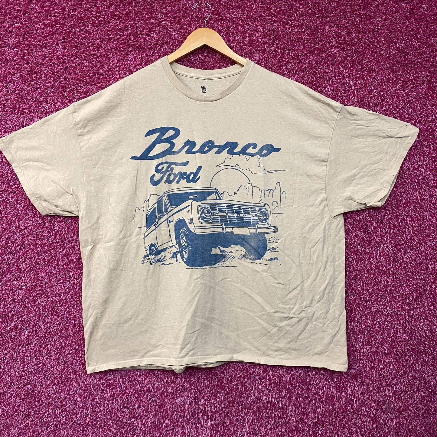 Junk Food Clothing Ford Bronco Vintage Graphic Tee B/C