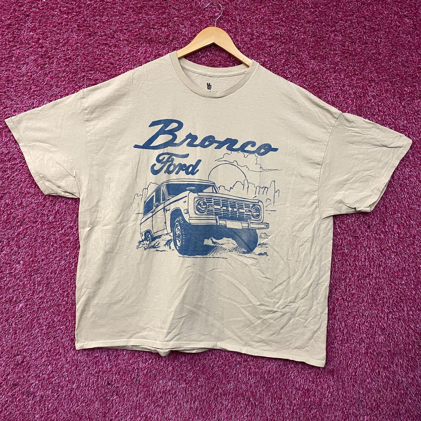Junk Food Clothing Ford Bronco Vintage Graphic Tee B/C