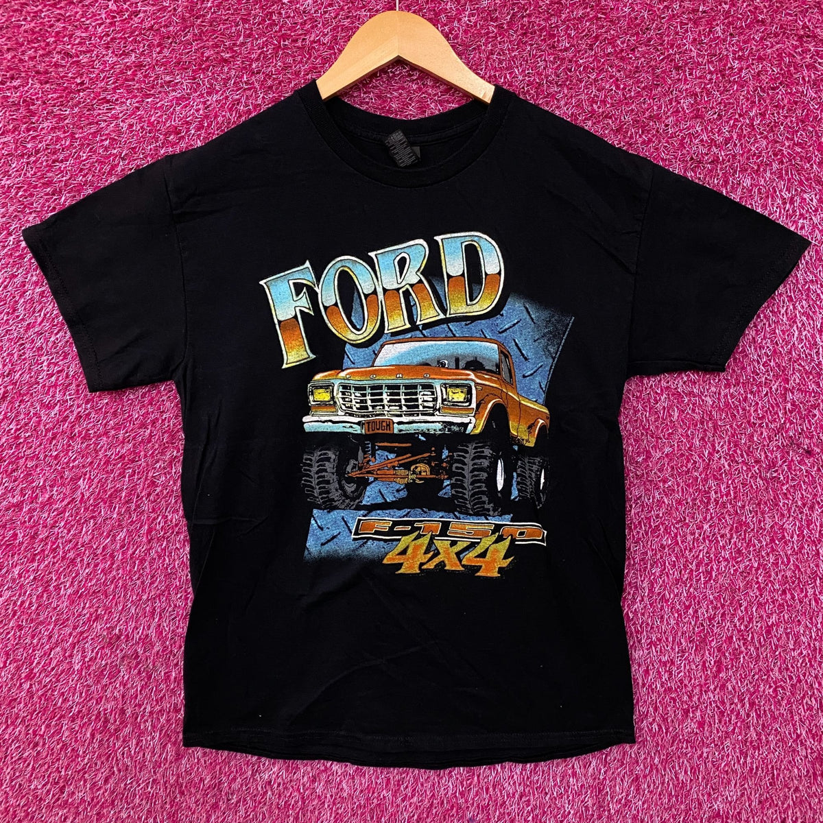 Junk Food Clothing Ford 4X4 Flea Market T-Shirt Medium