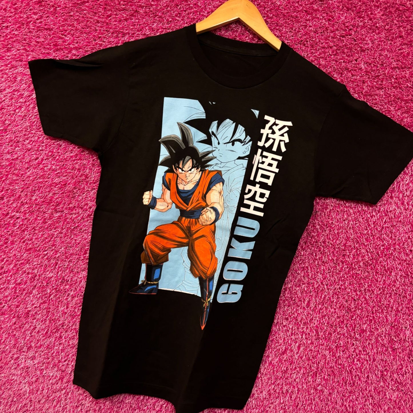 Dragon Ball Z Goku Anime Tshirt size Medium