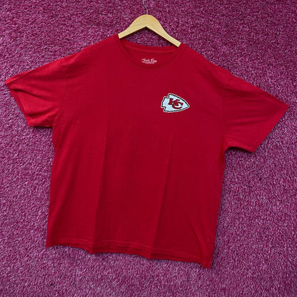 Junk Food Kansas City Chiefs NFL Helmet Graphic T-Shirt 2XL