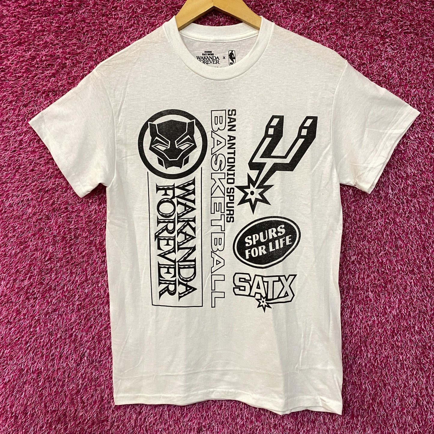 San Antonio Spurs x Black Panther Wakanda Forever Basketball Collaboration T-Shirt XS