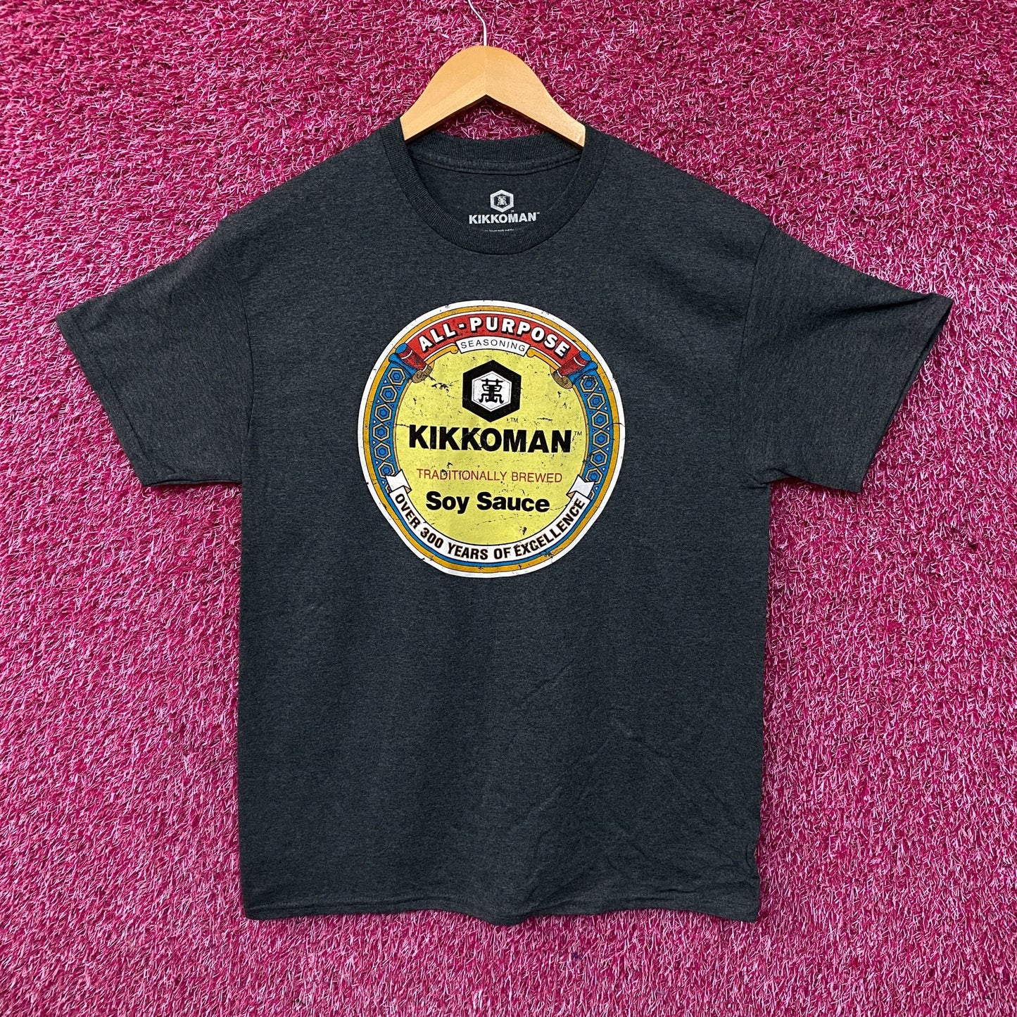 Kikkoman Soy Sauce Logo Graphic T-Shirt Medium