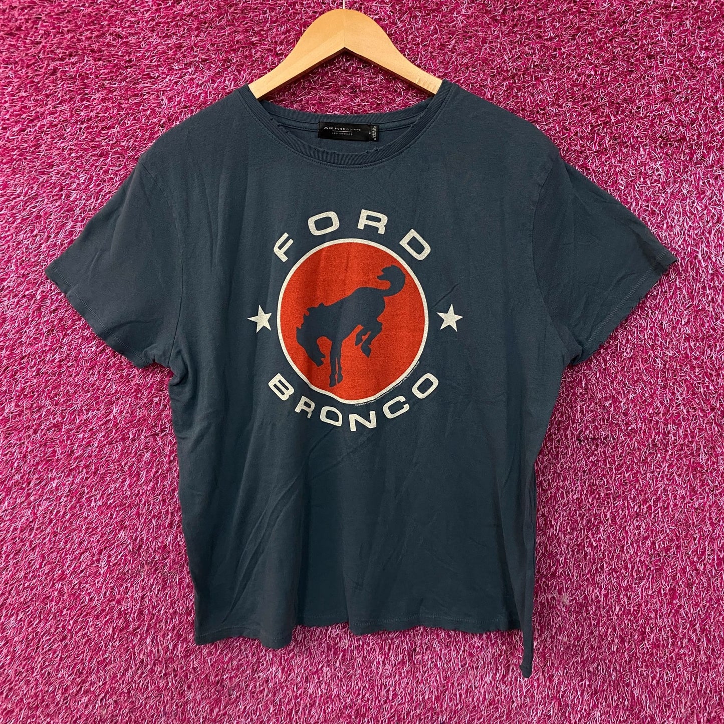 Junk Food Clothing Women's Ford Bronco Vintage Style T-Shirt Medium