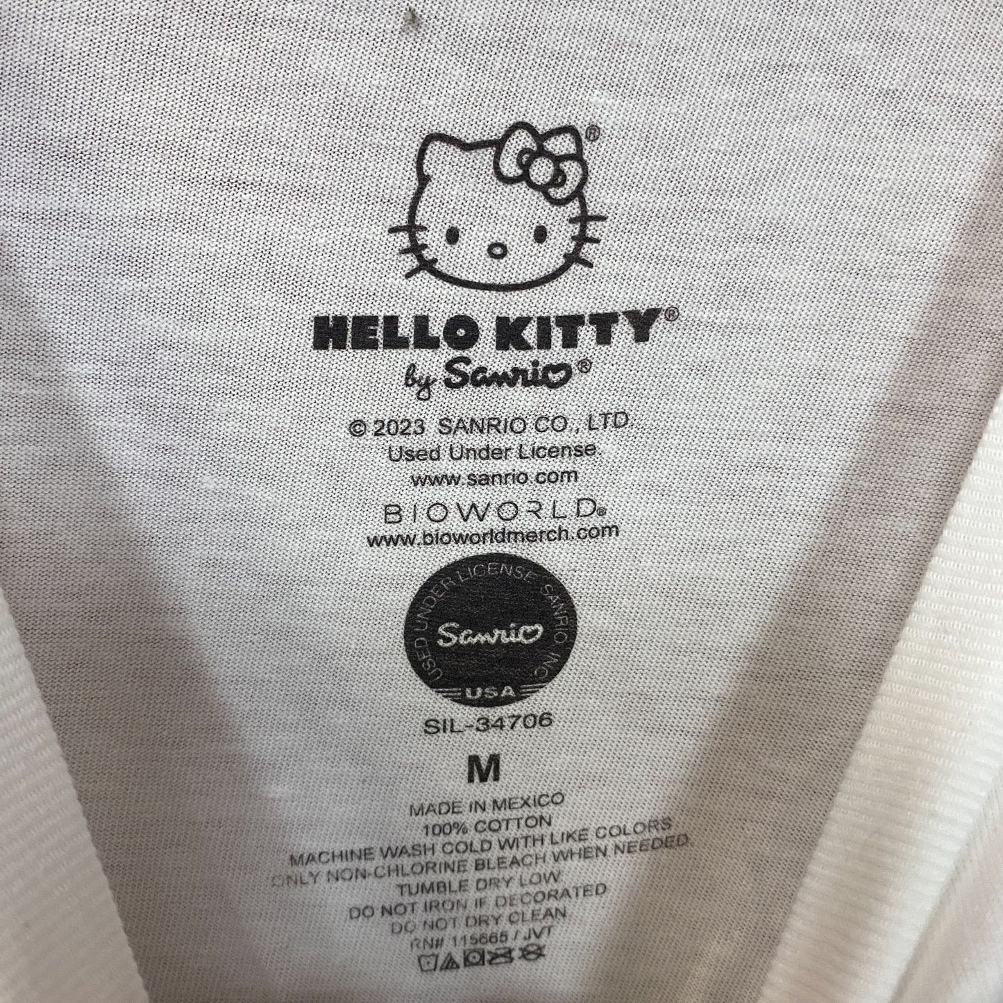 Hello Kitty Town Kawaii Festival Sanrio Anime Long Sleeve T-Shirt Medium