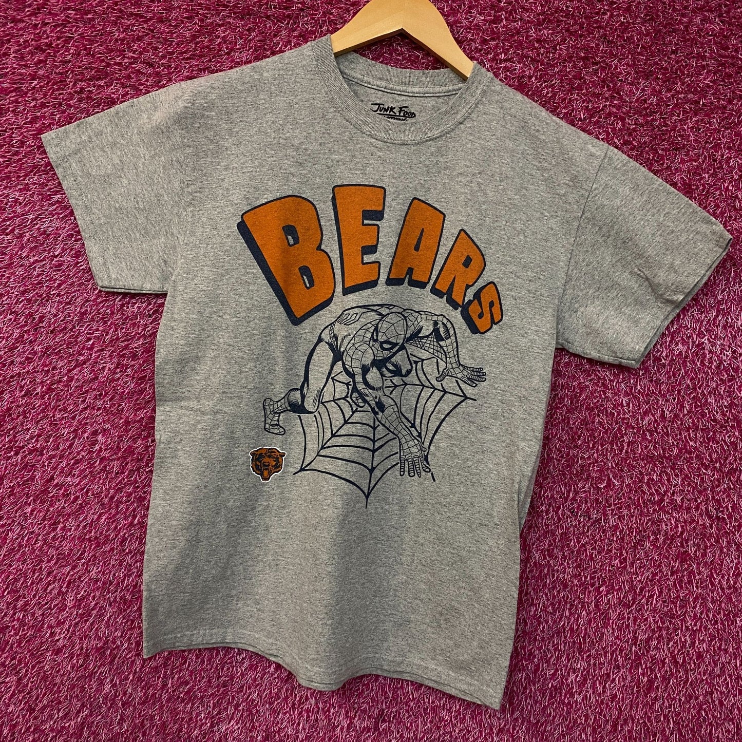 Junk Food Clothing x Marvel x NFL Chicago Bears Spider-Man Graphic T-Shirt Small