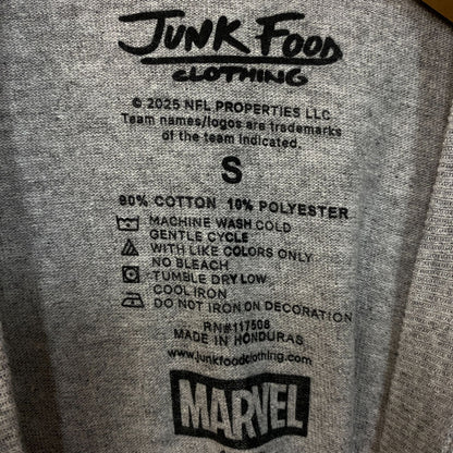 Junk Food Clothing x Marvel x NFL Chicago Bears Spider-Man Graphic T-Shirt Small