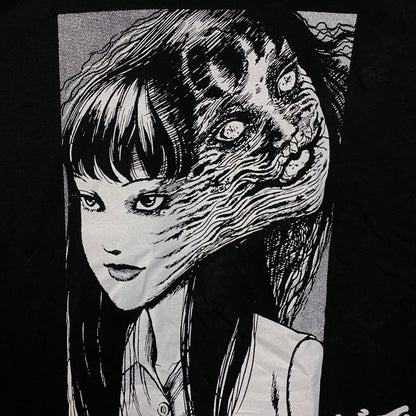 Junji Ito Tomie "Right? But a Beauty" Horror Manga T-Shirt Medium