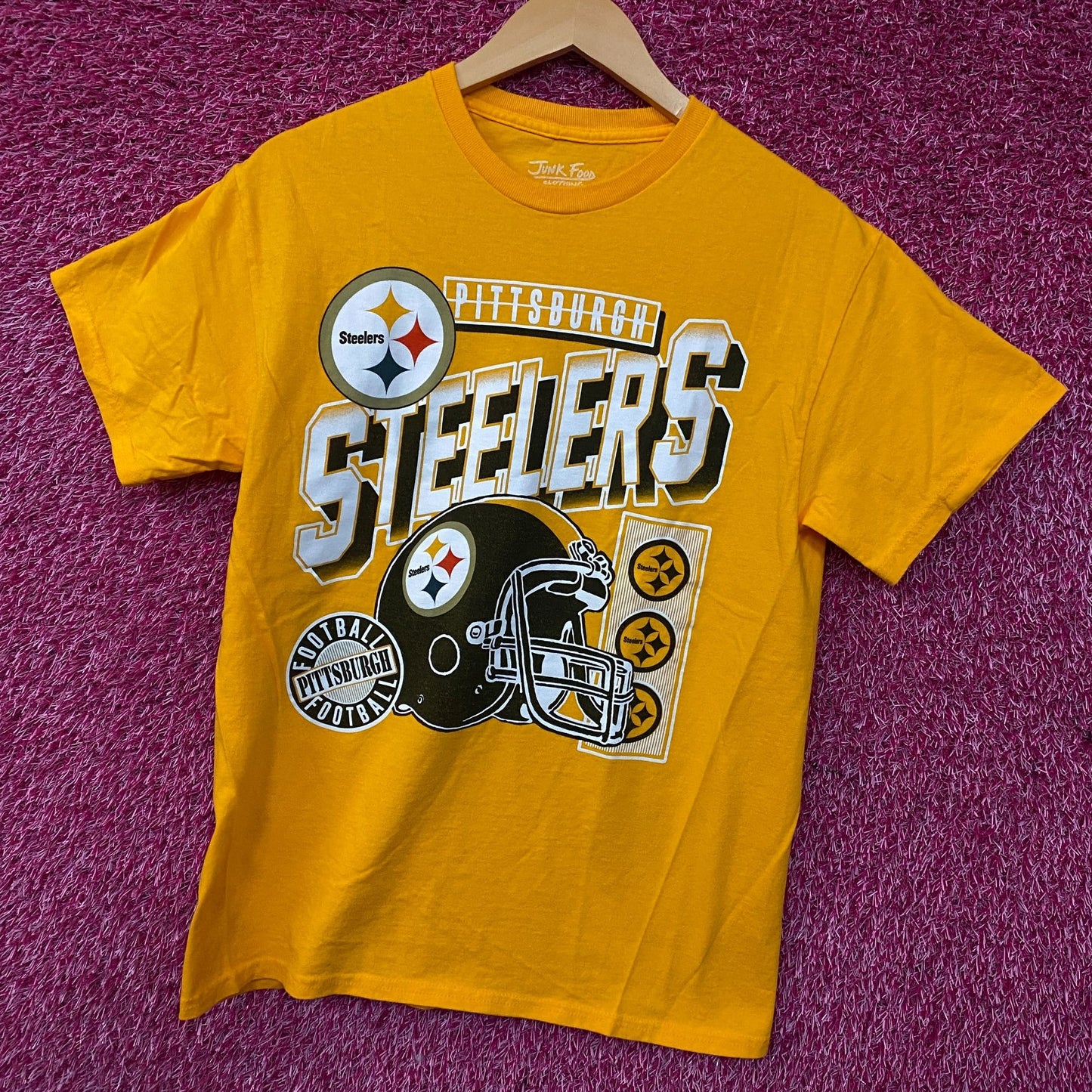 Junk Food Pittsburgh Steelers Checkdown Flea Market T-Shirt Small