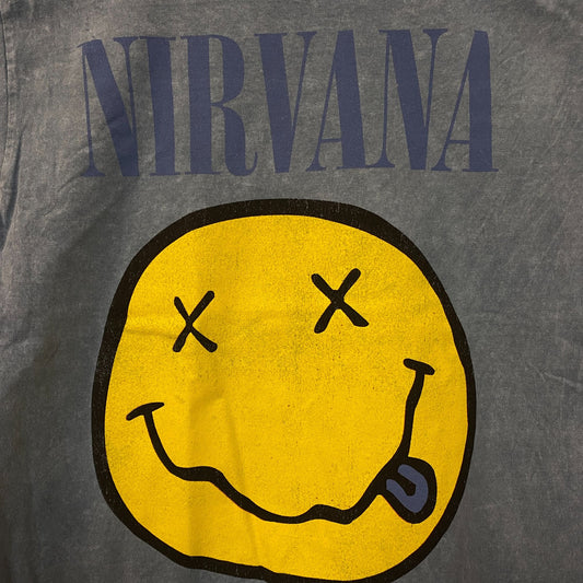 Nirvana Nevermind Dead Smiley Graphic Grunge Band T-Shirt Medium