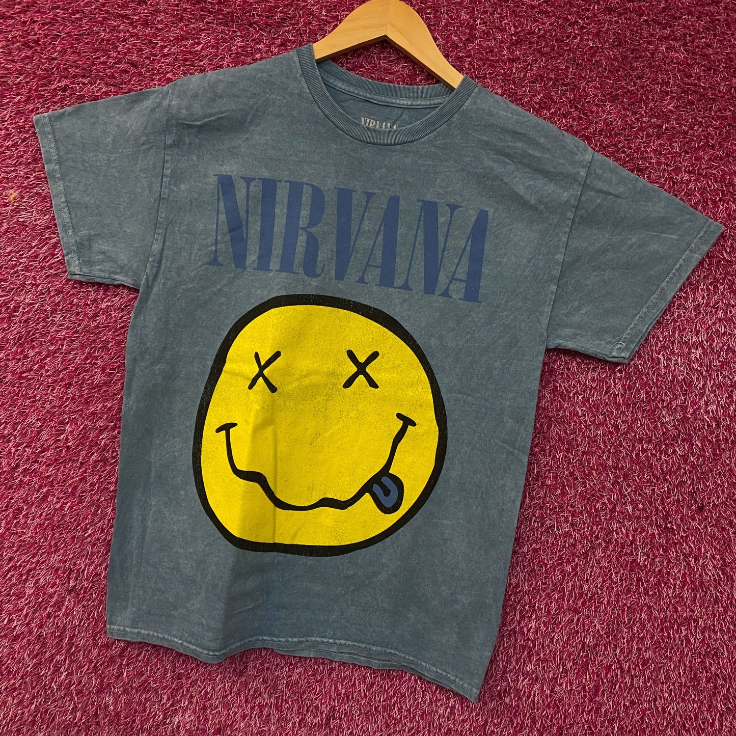 Nirvana Nevermind Dead Smiley Graphic Grunge Band T-Shirt Medium