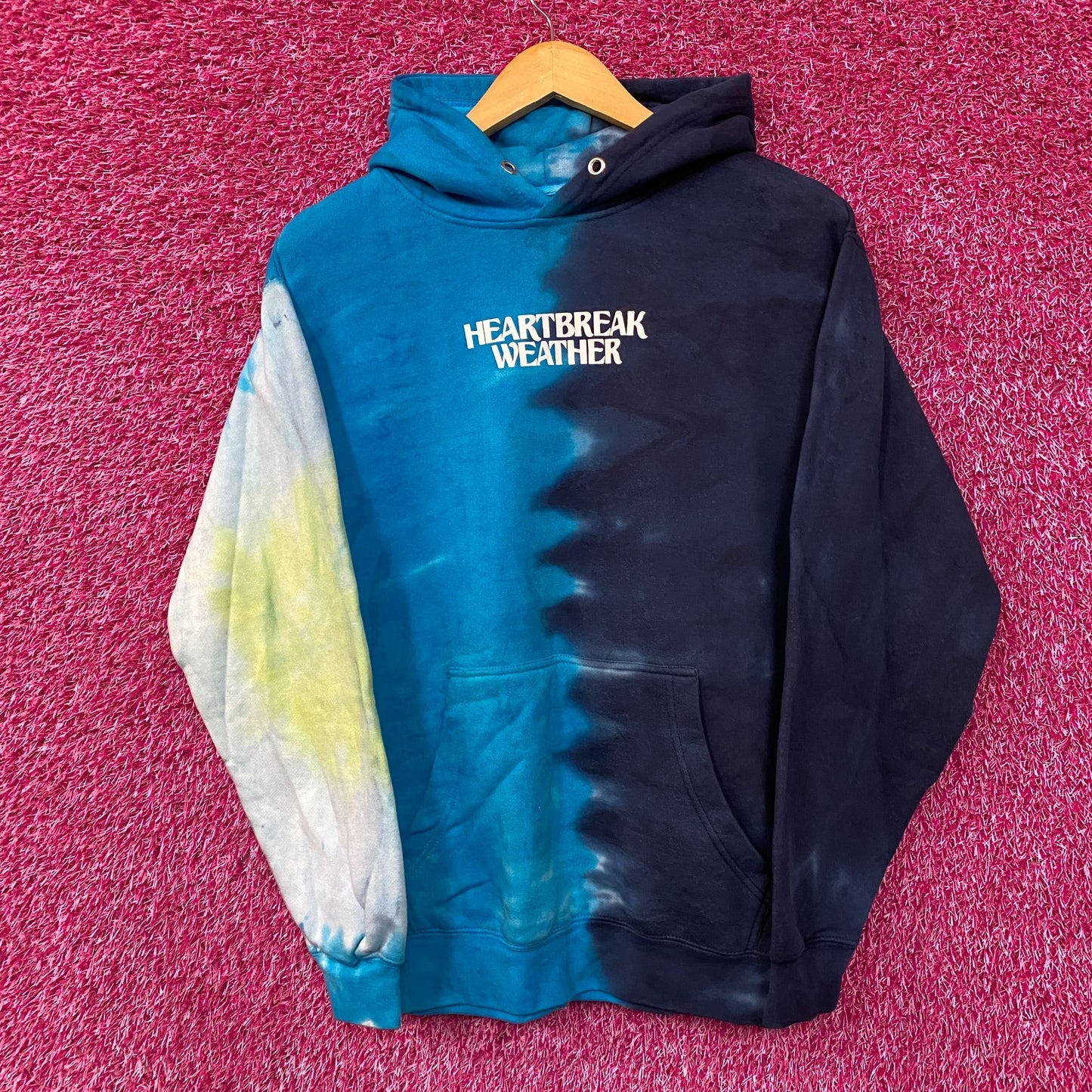 Niall Horan Heartbreak Weather Tie-Dye Hoodie Medium