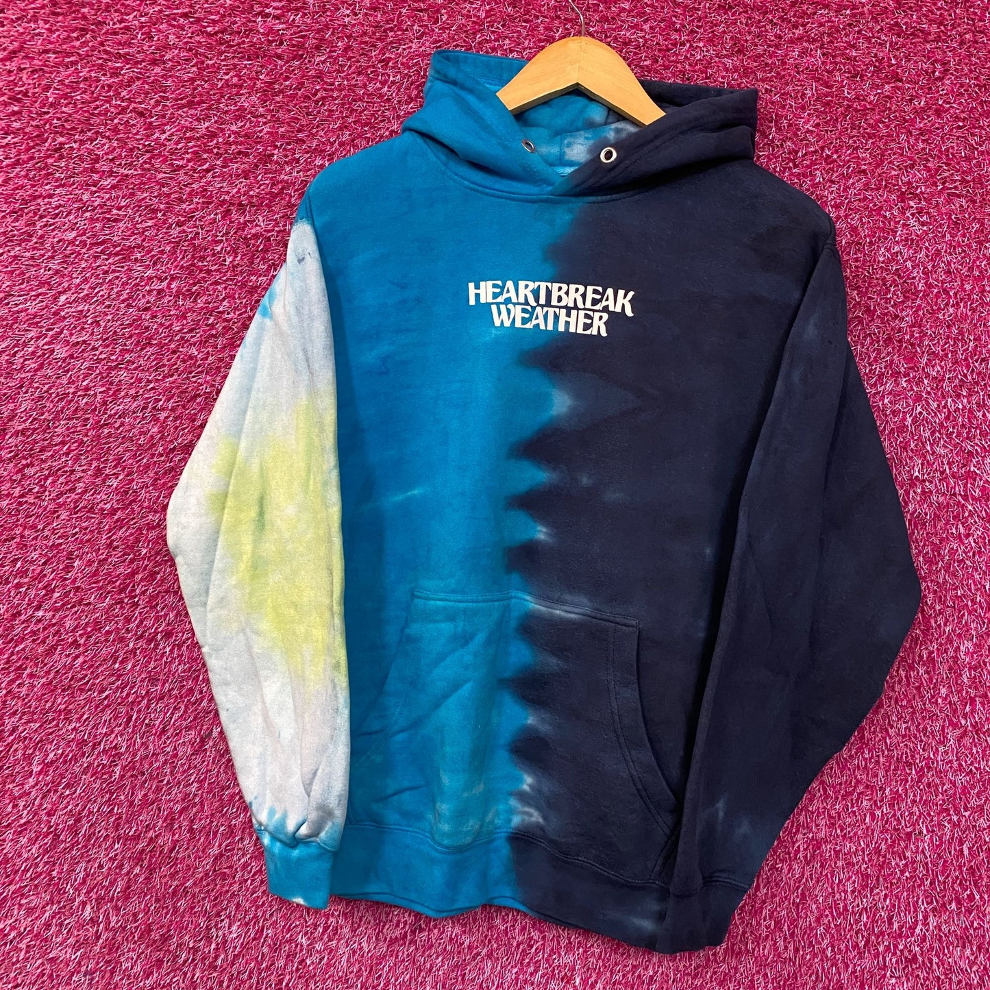 Niall Horan Heartbreak Weather Tie-Dye Hoodie Medium