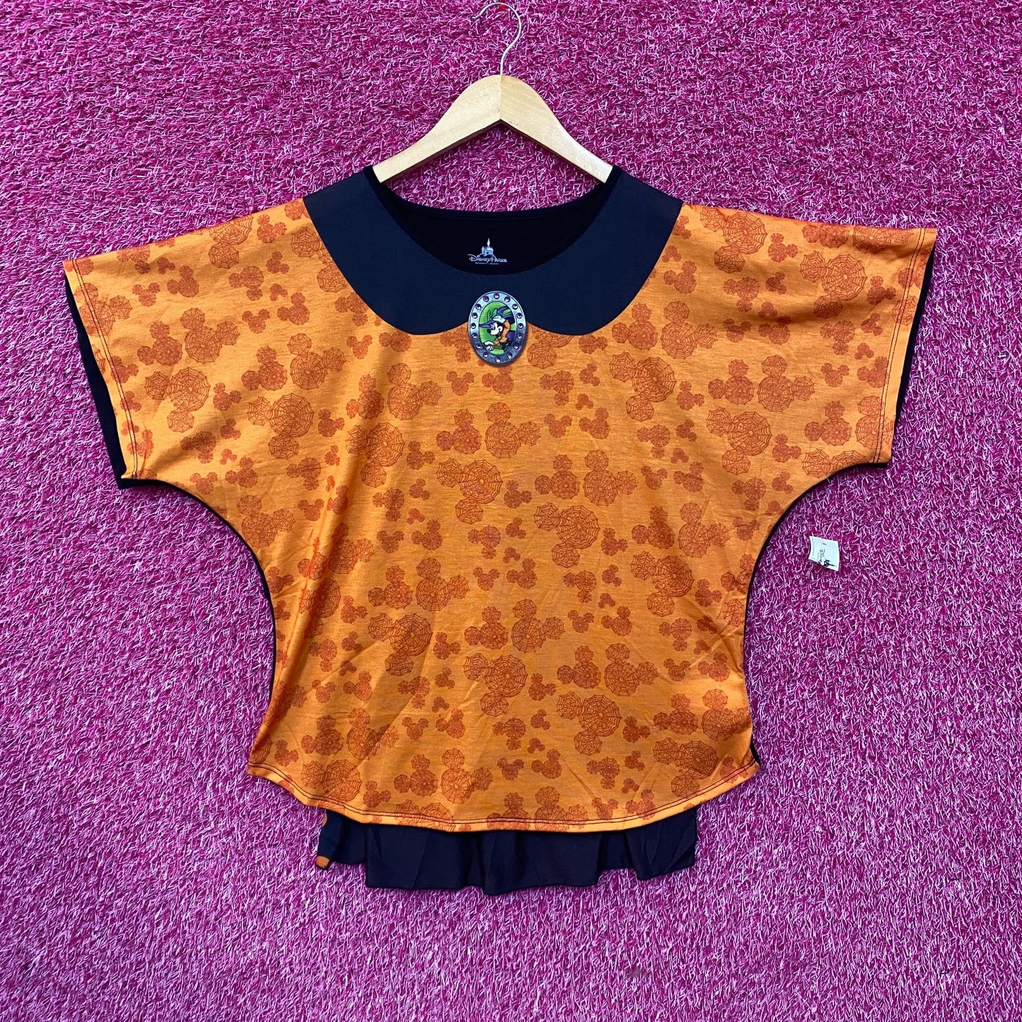 Disney Parks Halloween Minnie Mouse Witch Shirt XL