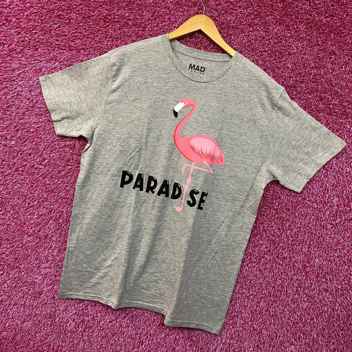 Paradise Flamingo Gray Tshirt size L/XL