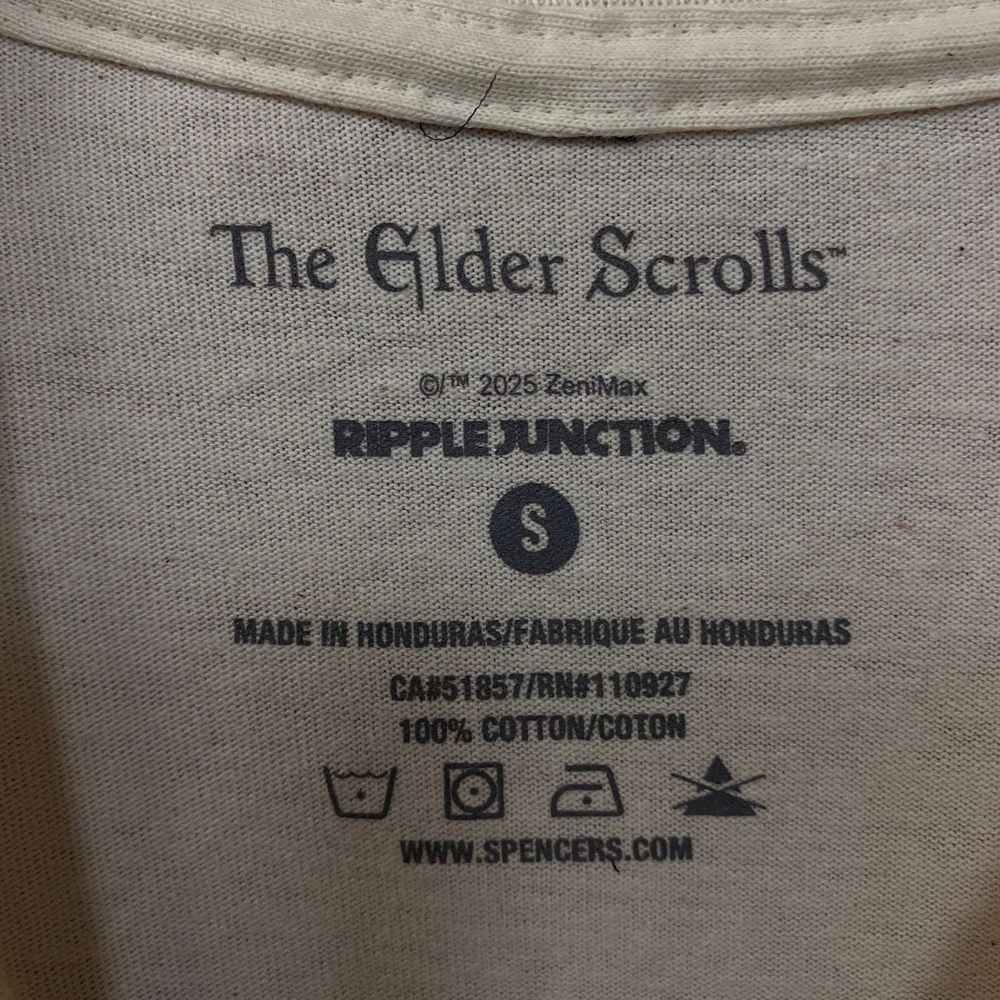 The Elder Scrolls V: Skyrim Graphic T-Shirt Small