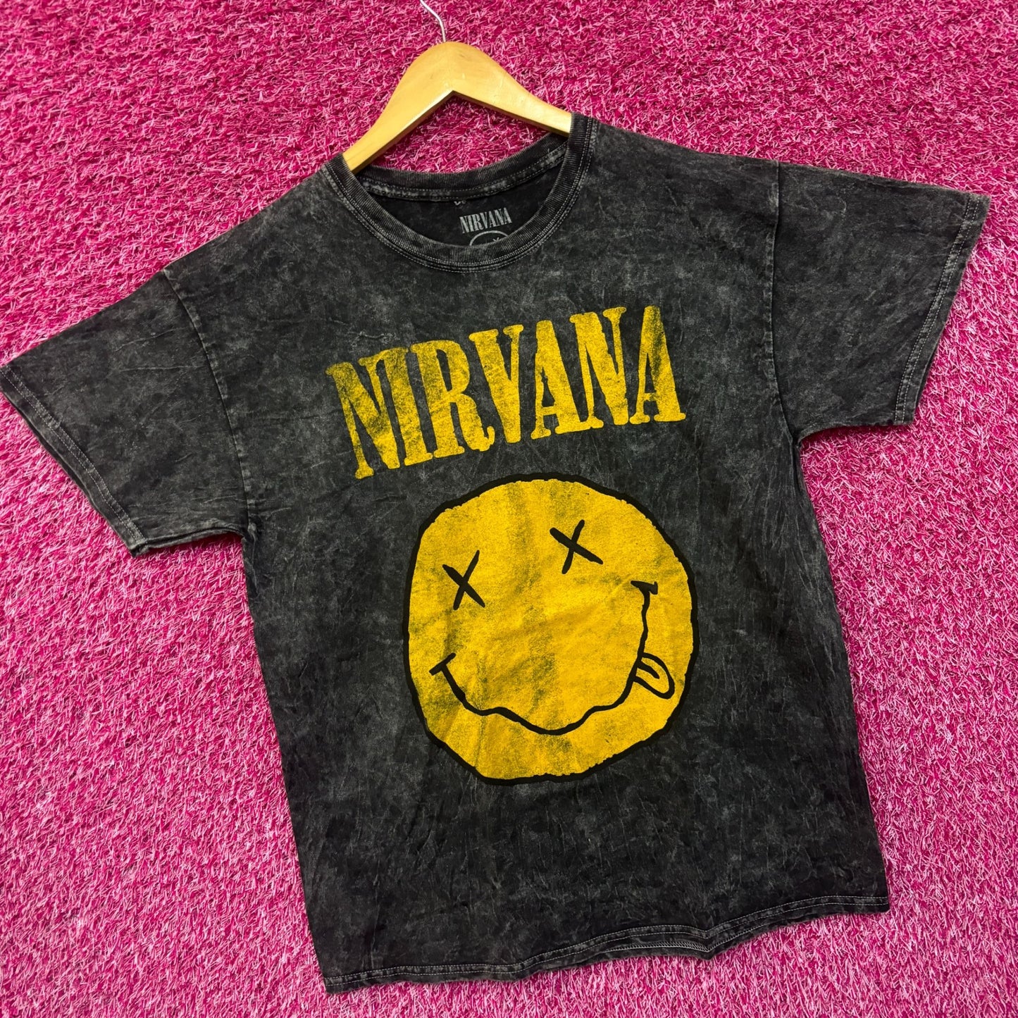 Nirvana Never Mind Smiley Face Mineral Wash grunge Tshirt size Large