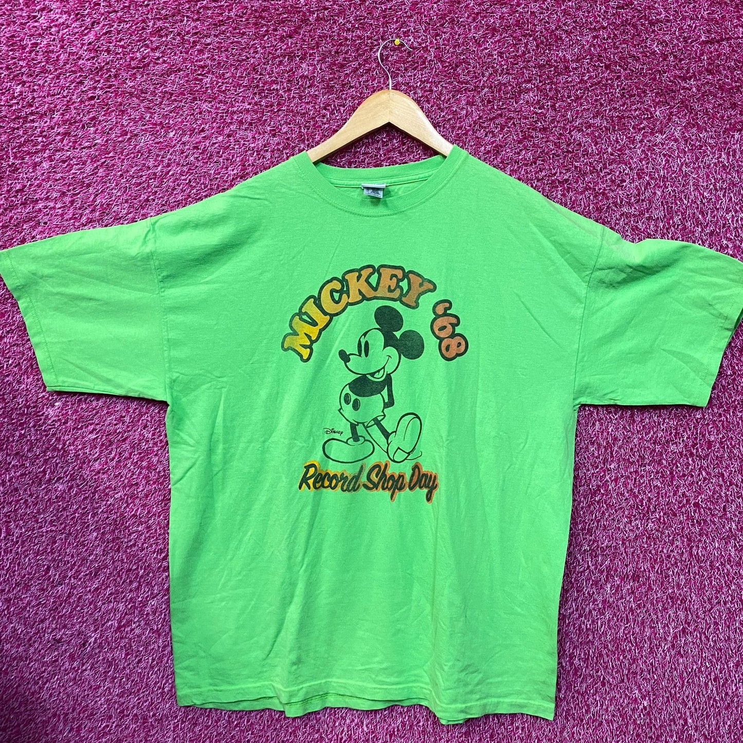 Disney Mickey Mouse '68 Record Shop Day Green T-Shirt XL