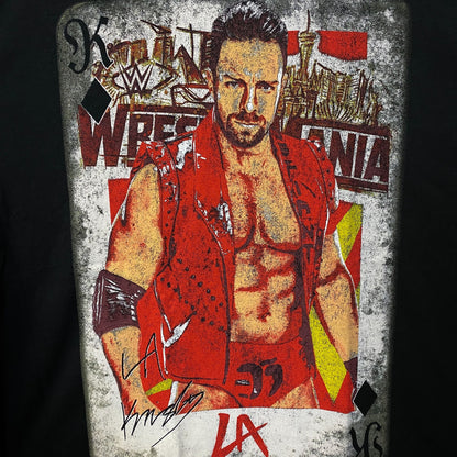 WWE LA Knight WrestleMania Card Graphic T-Shirt 2XL