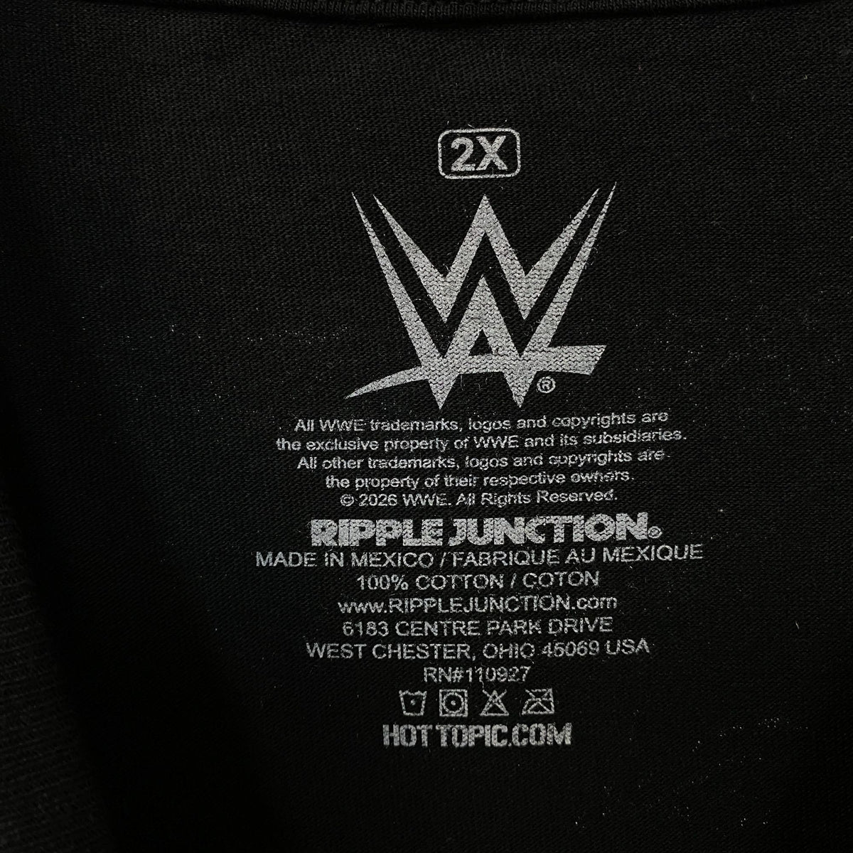 WWE LA Knight WrestleMania Card Graphic T-Shirt 2XL