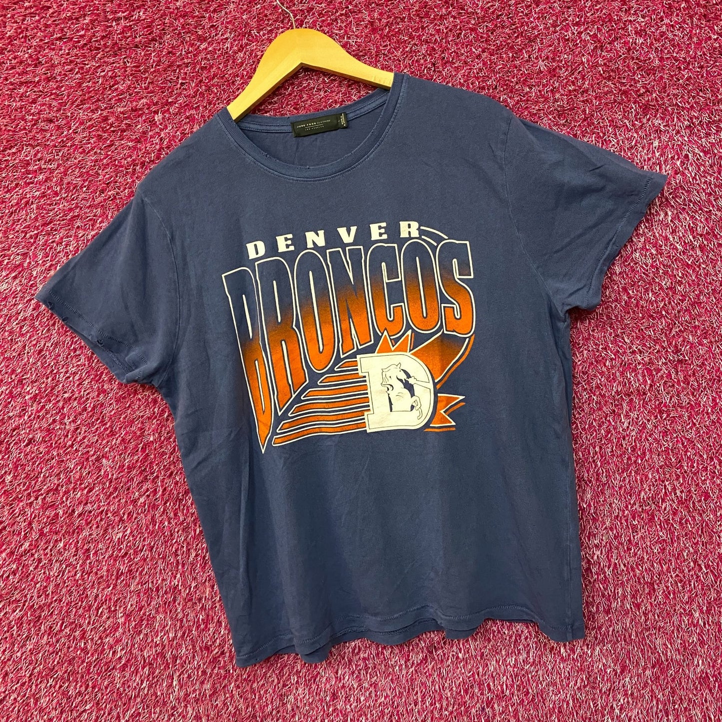 Junk Food Clothing NFL Denver Broncos Chrome Retro Style T-Shirt Large