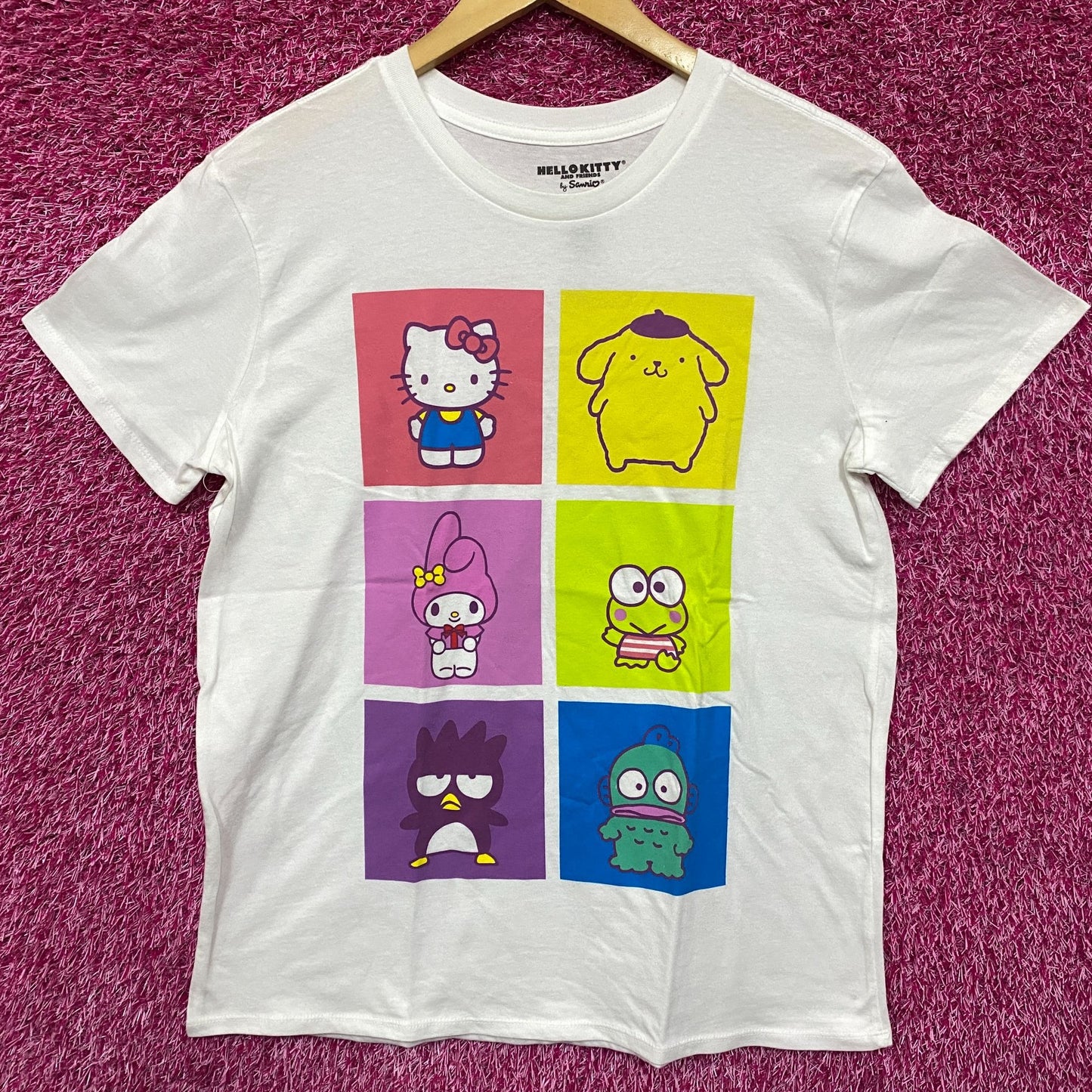 Sanrio Hello Kitty and Friends Kawaii Grid Design T-Shirt Small