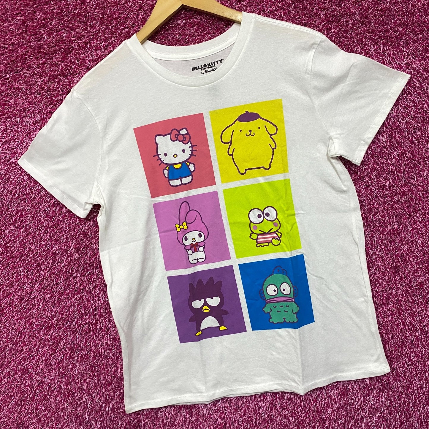 Sanrio Hello Kitty and Friends Kawaii Grid Design T-Shirt Small