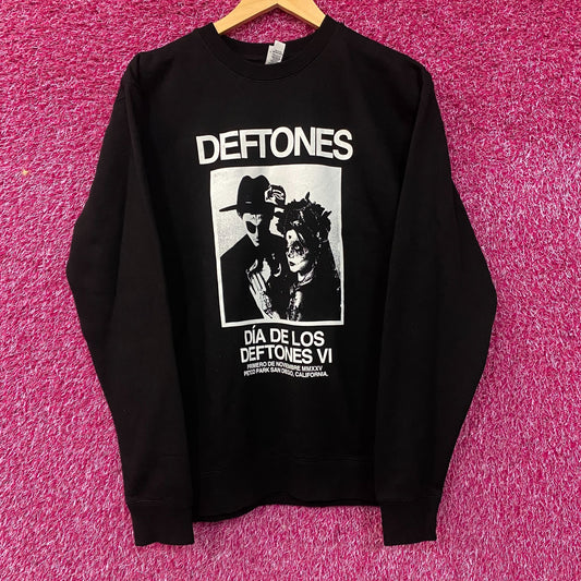 Dia De Los Deftones VI Music Festival Graphic Sweatshirt Small