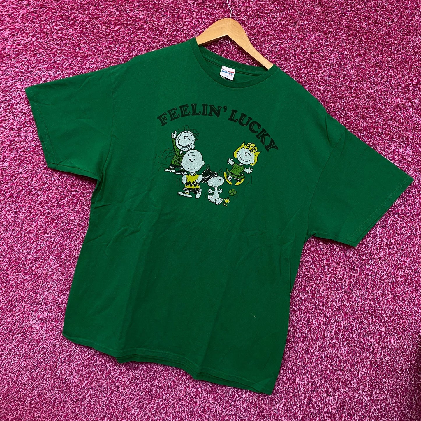 Snoopy Feelin Lucky Green Tshirt size Extra Large