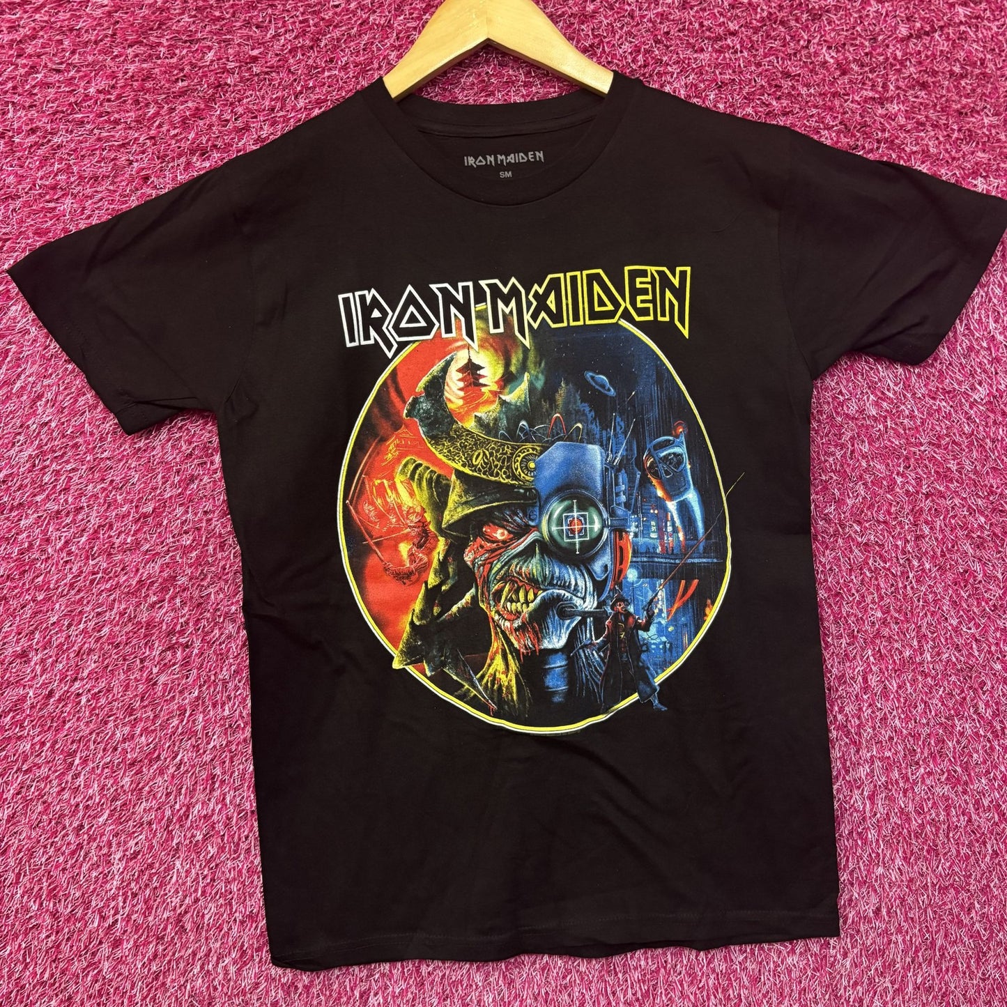 Iron Maiden Days of Futures Past 2024 Tour Black T-Shirt Small/ Medium