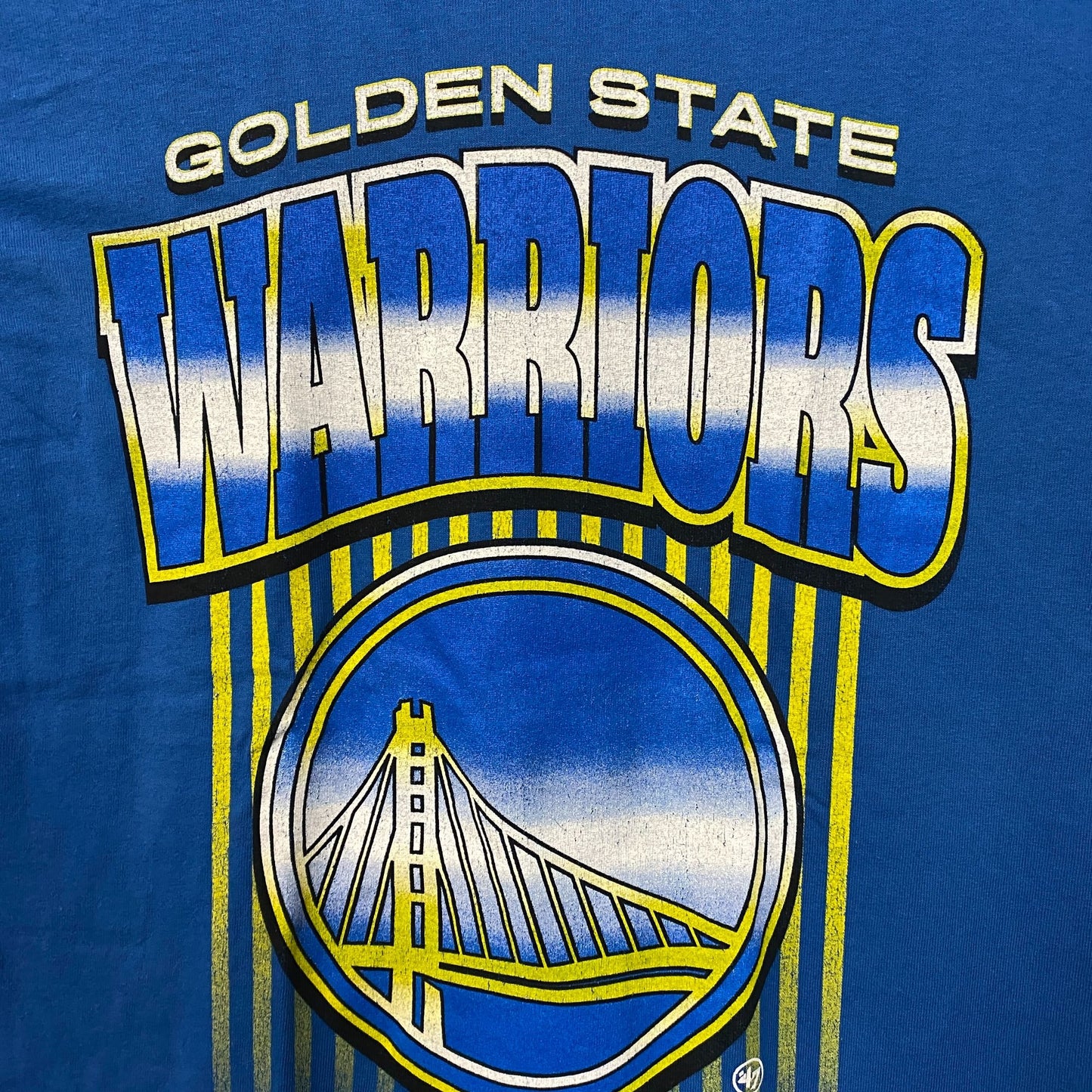 Golden State Warriors Retro Style Golden Gate Bridge NBA T-Shirt Small