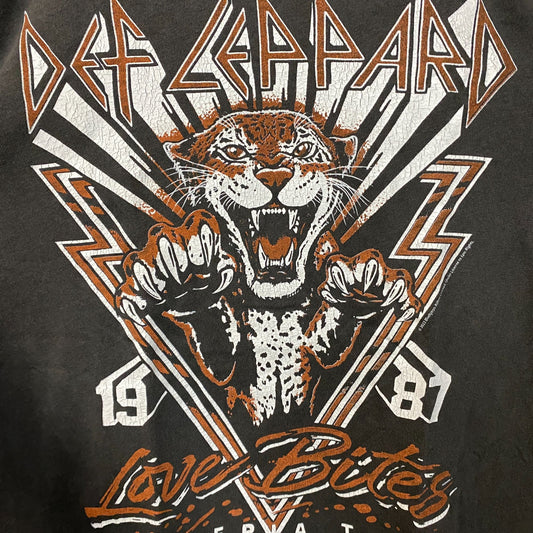 Def Leppard Love Bites Rock Tshirt size XL