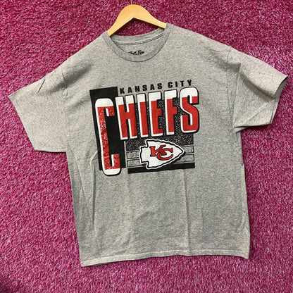 Kansas City Chiefs Logo tshirt size Large