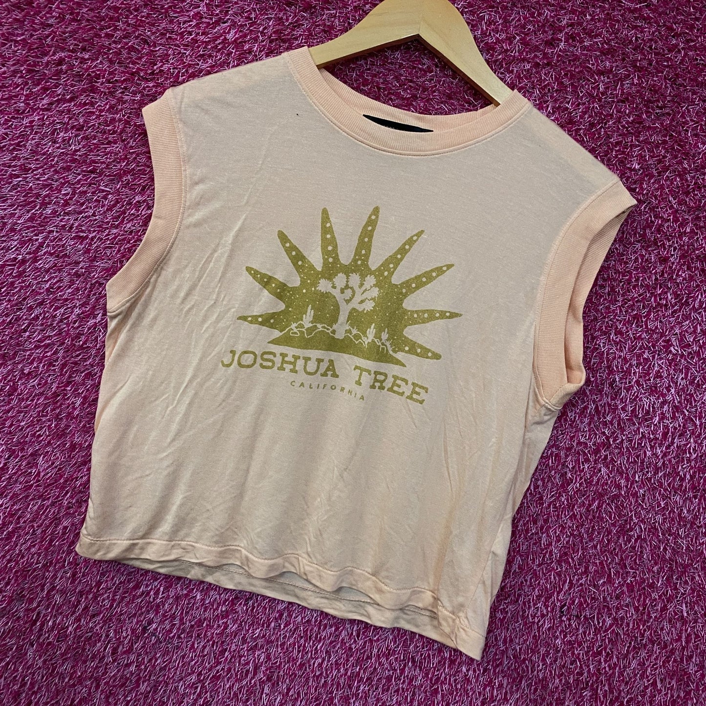 Joshua Tree Yucca Tree Muscle Tissue Tee Size Small