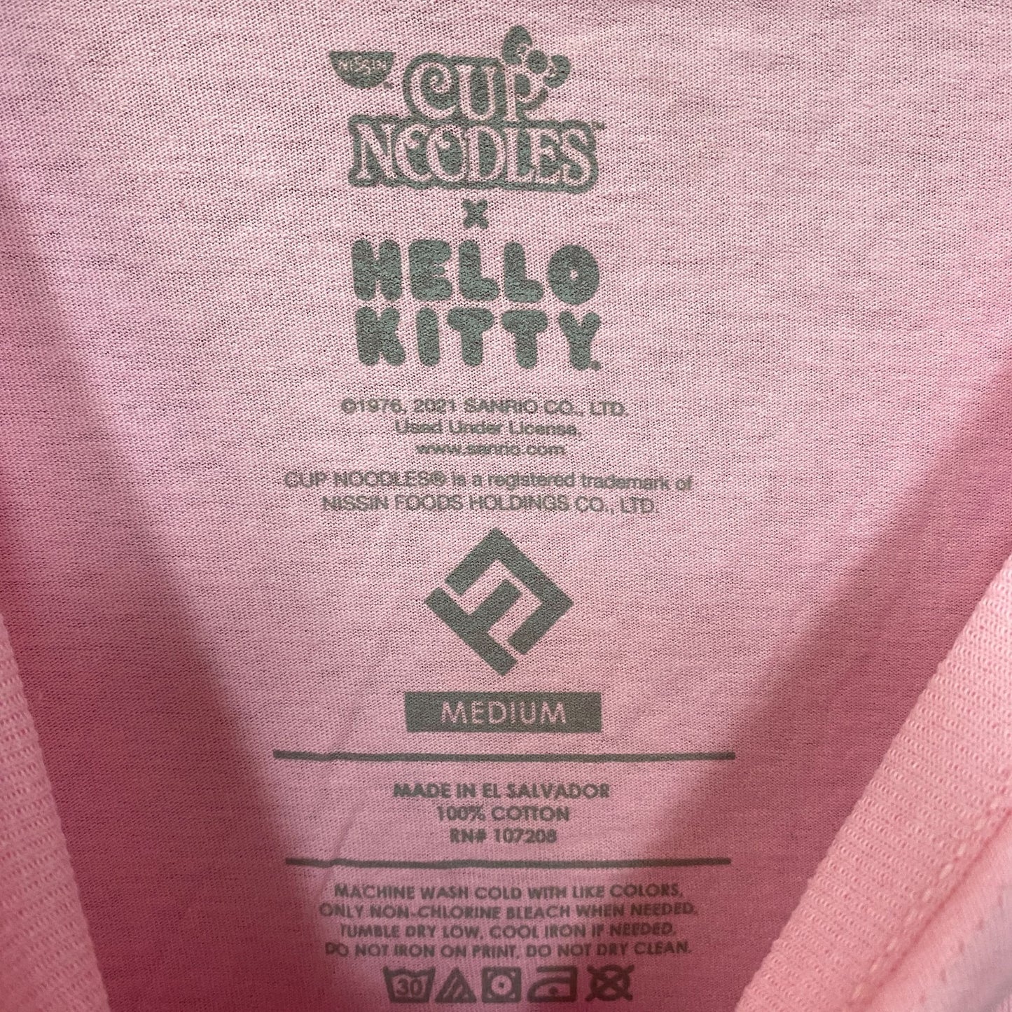 Nissin Cup of Noodles x Hello Kitty Kawaii Sanrio Long Sleeve Tee M