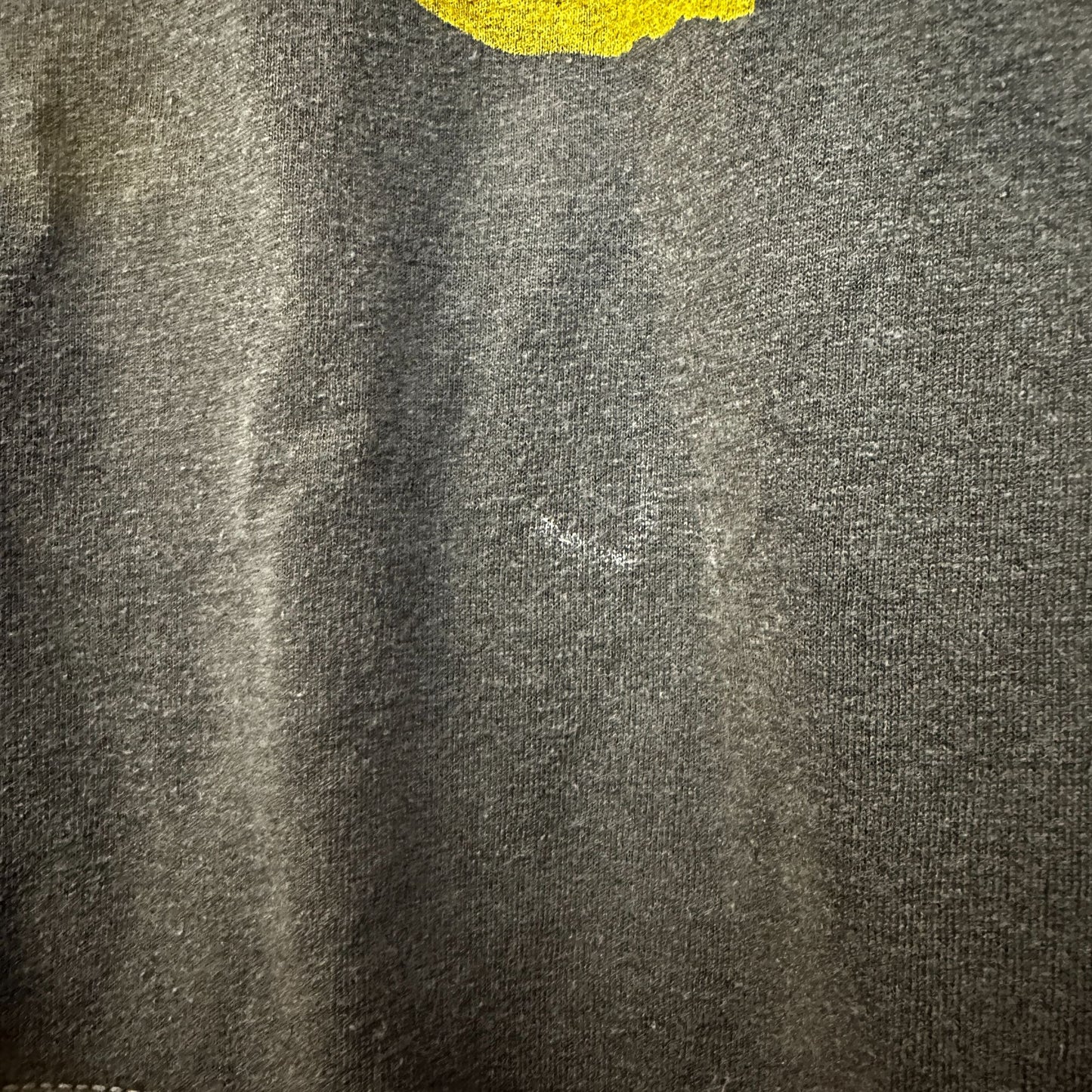 Nirvana Never mind Smiley Grunge Tshirt size Large