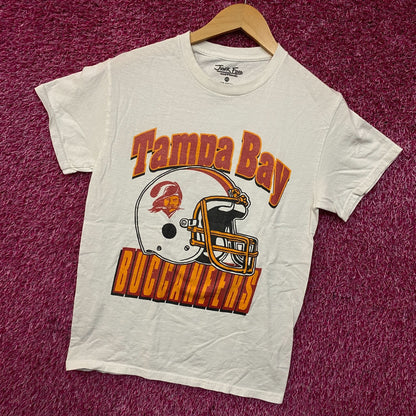 Junk Food Tampa Bay Buccaneers Throwback Helmet Flea Market Tee XS
