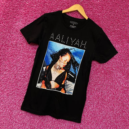 Aaliyah RNB 90s Retro Style Tshirt size Small