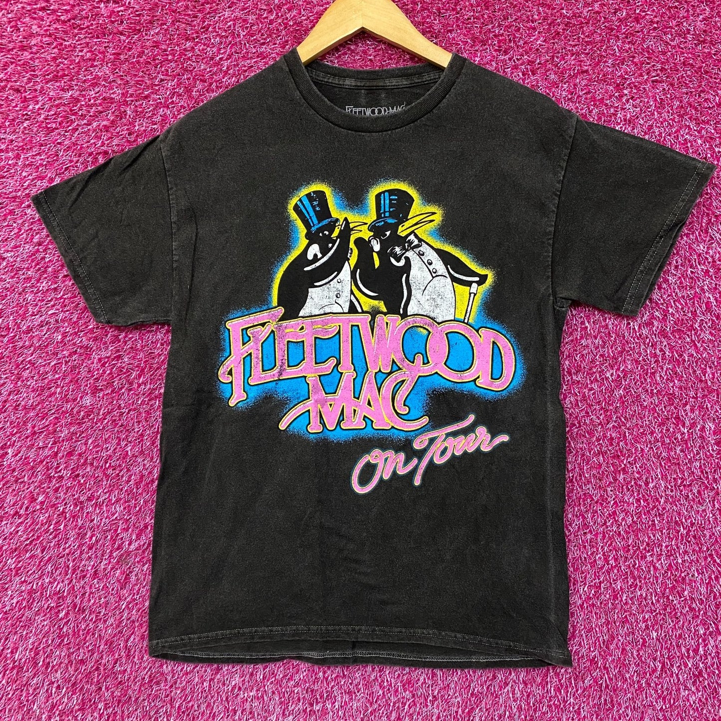 Fleetwood Mac On Tour Rock Tshirt size Small