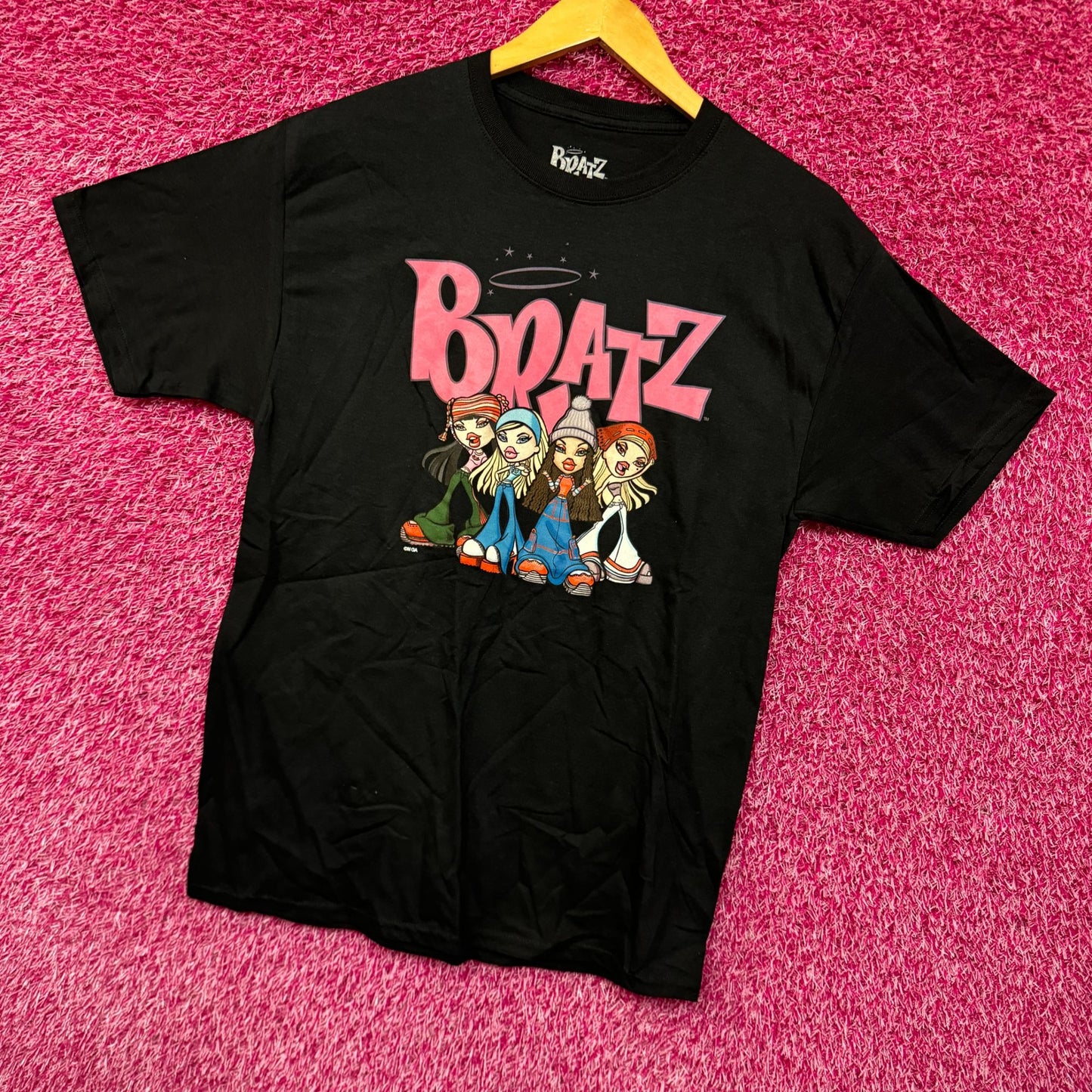 Bratz Cloe Sasha Jade Yasmin The Clique Cartoon Series Tee M