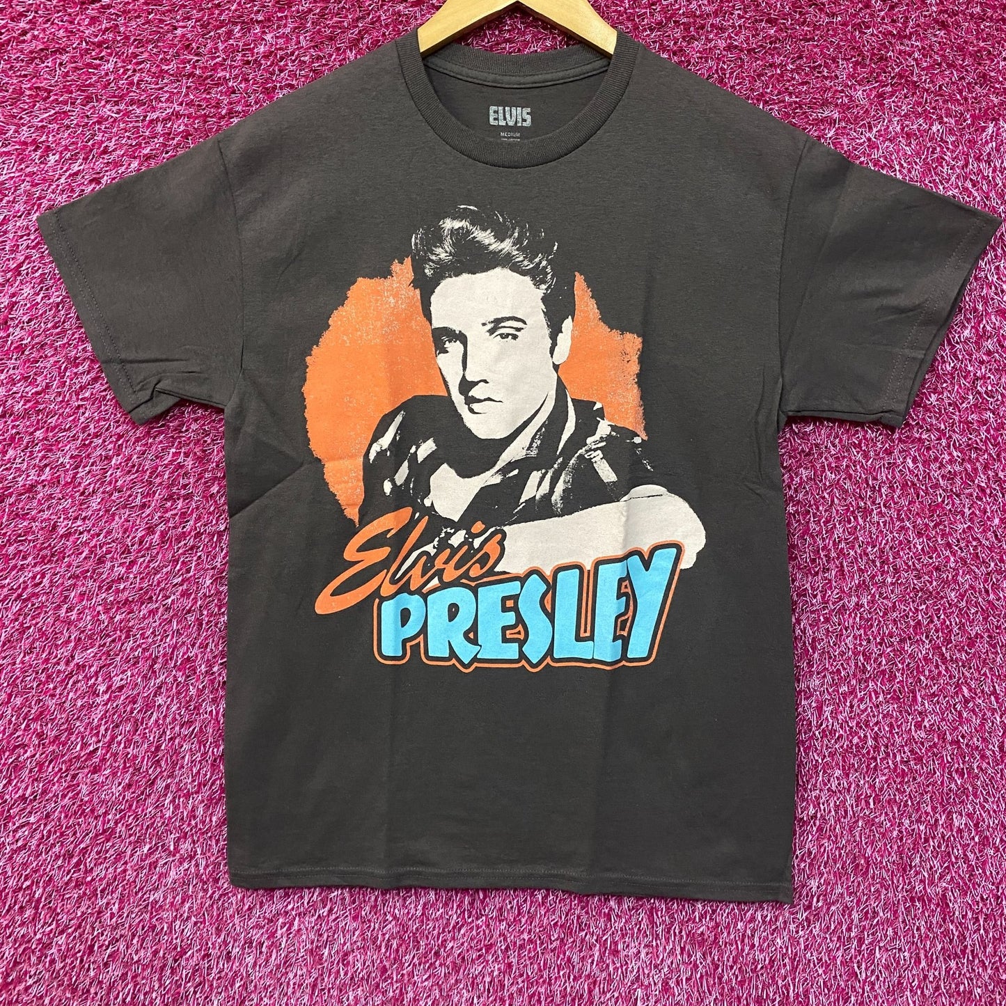Elvis Presley Portrait Gray T-Shirt Medium