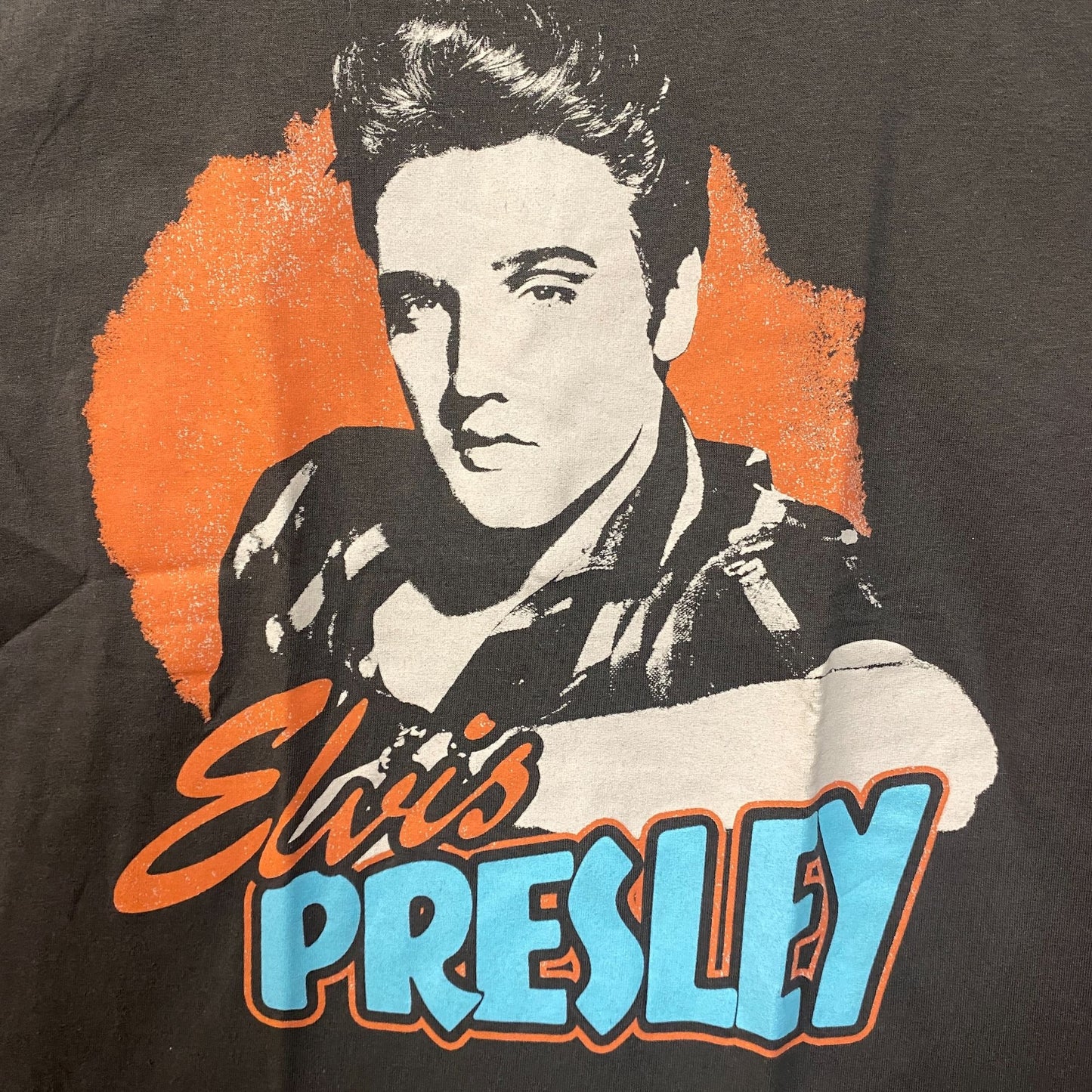 Elvis Presley Portrait Gray T-Shirt Medium
