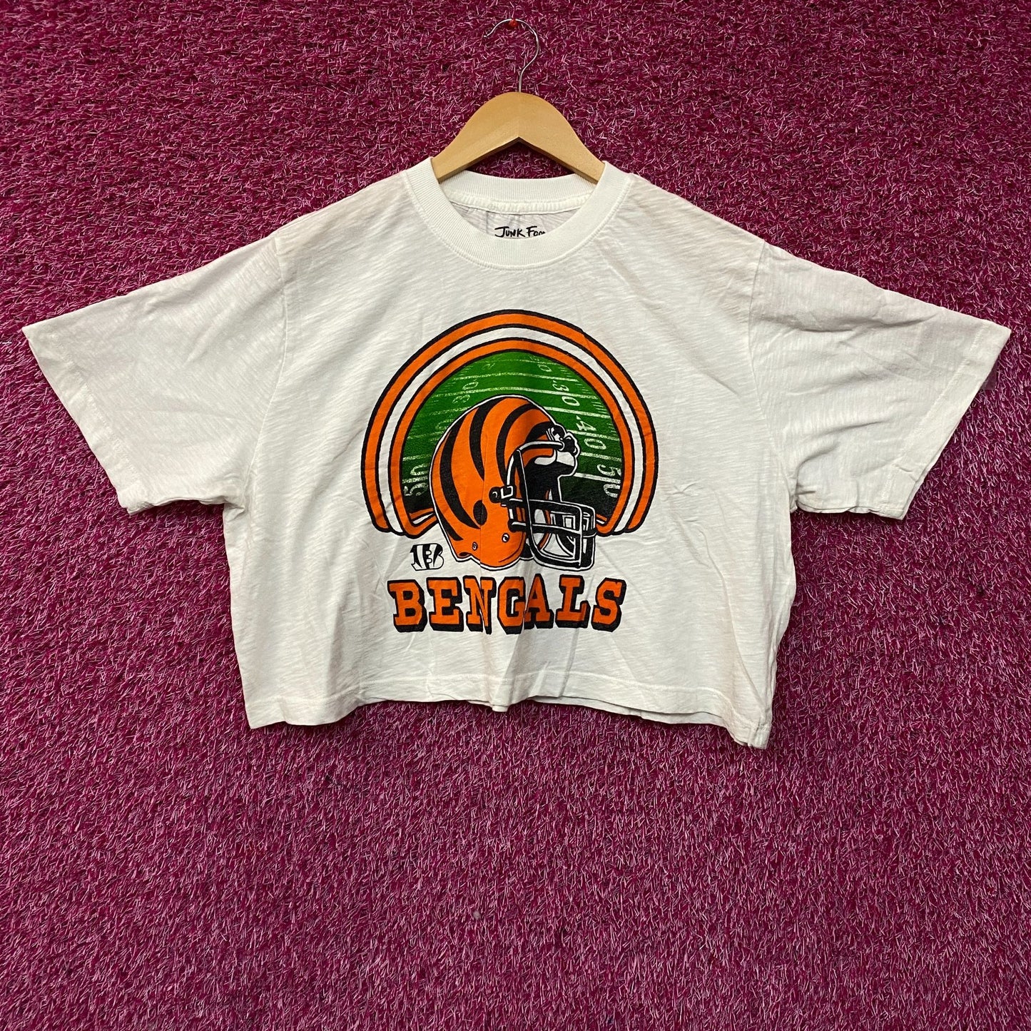 Junk Food Clothing NFL Cincinnati Bengals Game Time Women's Mock Neck Crop Tee XL