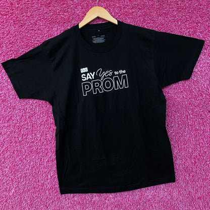 TLC "Say Yes to the Prom" Promotional Graphic T-Shirt Large