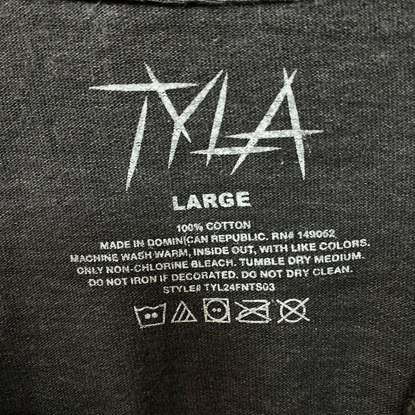 Tyla Water Art Album Poster T-Shirt Large